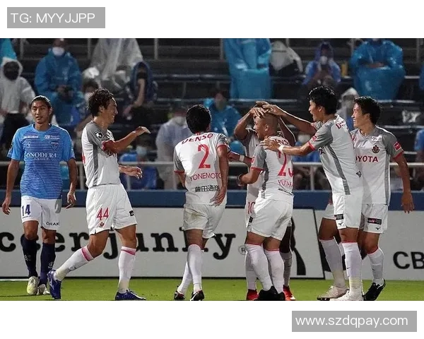 名古屋鲸与鹿岛鹿角激战正酣精彩比赛直播全程回顾与分析