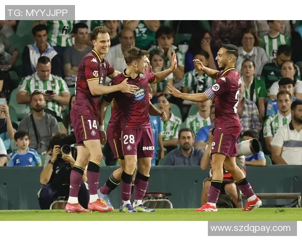 巴拉多利德主场迎战比利亚雷亚尔力争三分展现球队实力